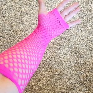 🌸 Hot pink fishnet arm sleeve